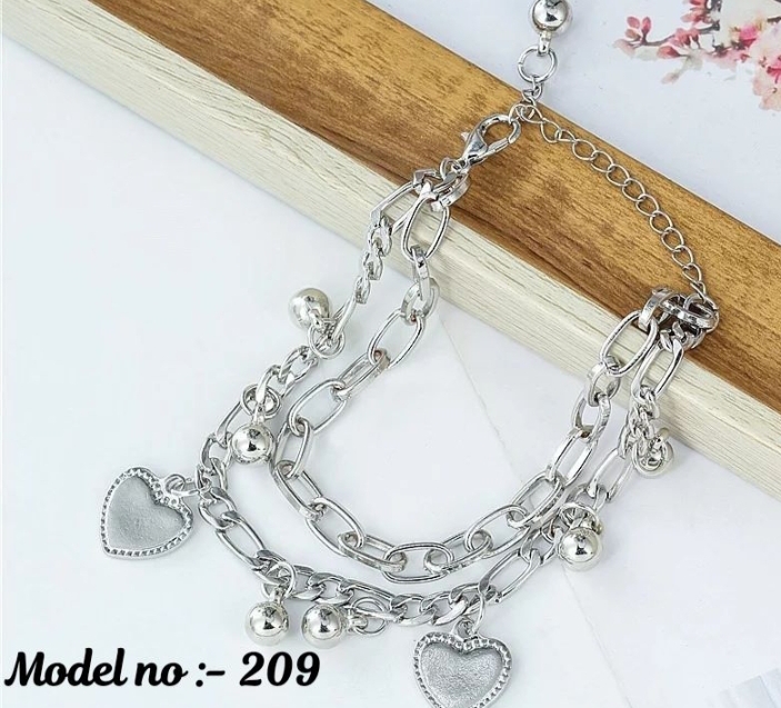 Multilayer heart shape bracelet silver only 